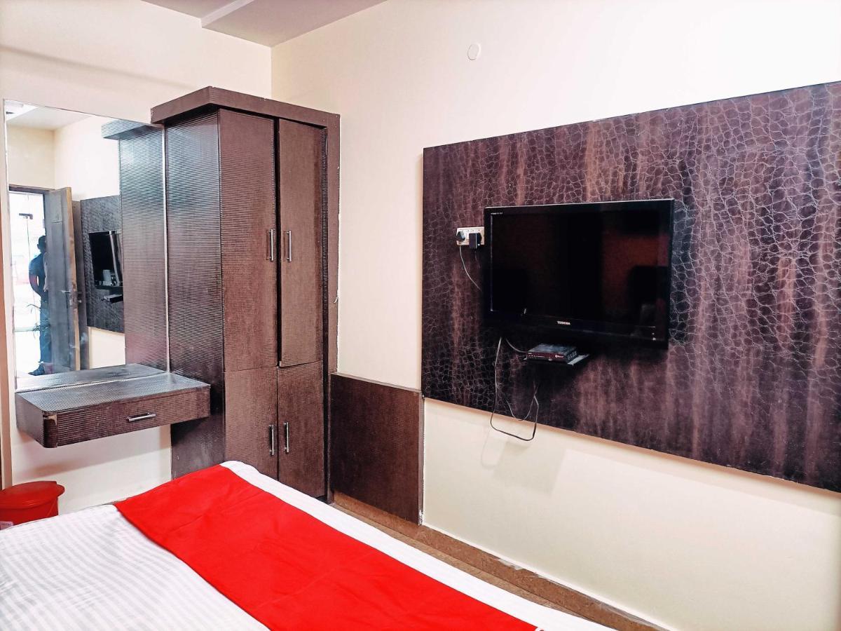 لاكناو Oyo Flagship Just-9 Inn Near Sahara Ganj Mall المظهر الخارجي الصورة