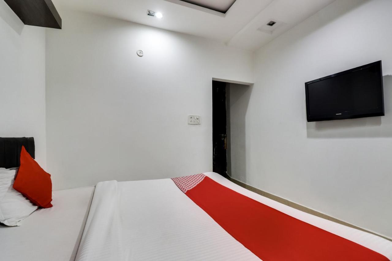 لاكناو Oyo Flagship Just-9 Inn Near Sahara Ganj Mall المظهر الخارجي الصورة