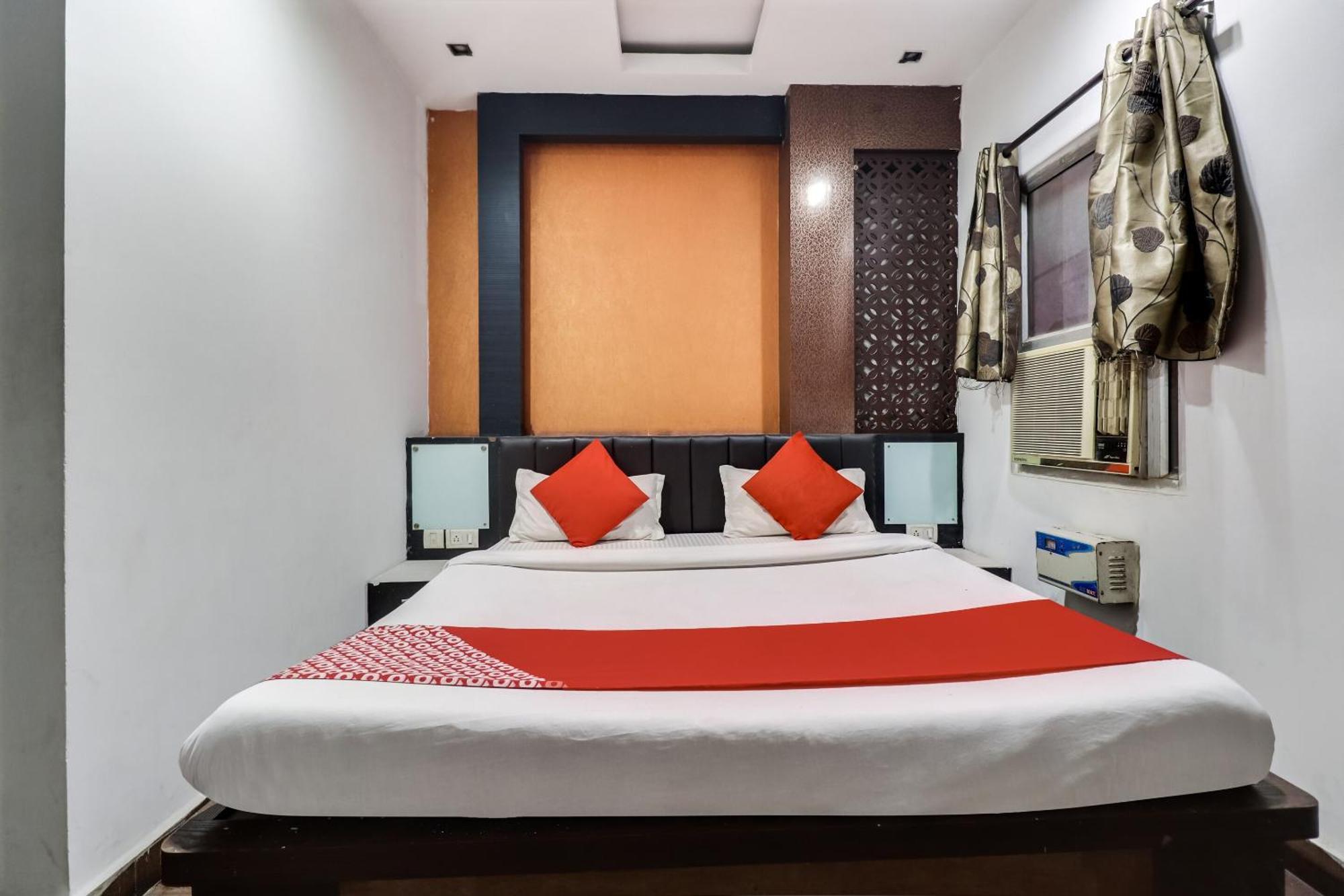 لاكناو Oyo Flagship Just-9 Inn Near Sahara Ganj Mall المظهر الخارجي الصورة