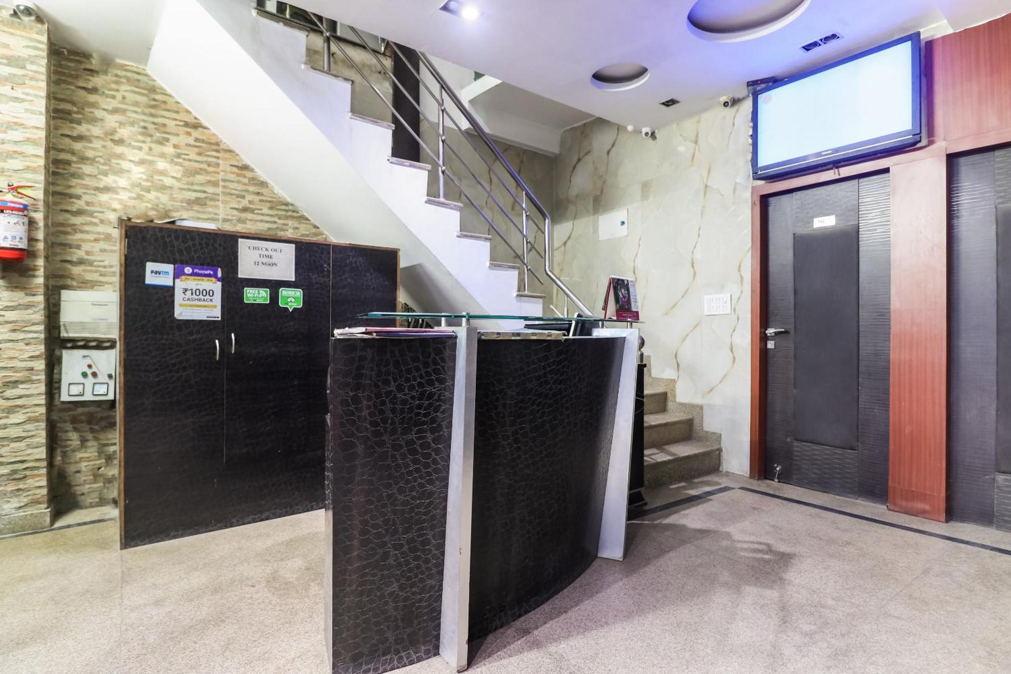 لاكناو Oyo Flagship Just-9 Inn Near Sahara Ganj Mall المظهر الخارجي الصورة